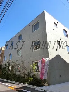 東京都新宿区西新宿4【マンション】の外観