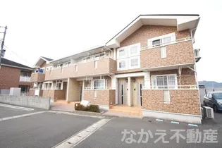 徳島県小松島市日開野町字三反地【アパート】の外観