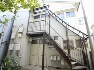 安曇野荘【1階】の外観