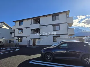 D-ROOMアプロ富士河口湖II【3階】の外観