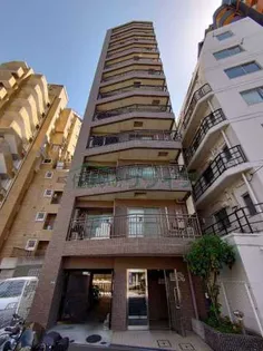 プレール新宿余丁町【3階】の外観