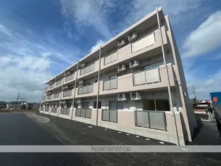 エクセラン鹿嶋【3階】の外観