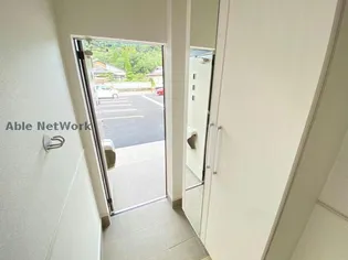 グランシエルII【2階】の玄関