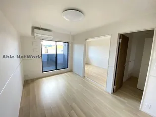 グランシエルII【2階】の居間