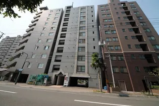 ラフィナート豊平(ローヤルハイツ豊平)【4階】の外観