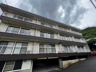 ブランドール【3階】の外観