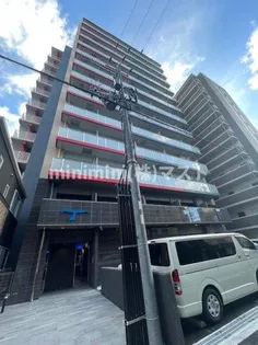 セレニテ南堀江エクラ【13階】の外観