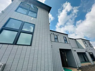 ヴィラ・メンヒ【2階】の外観