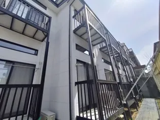 ロングラン千代田町A棟【1階】の外観