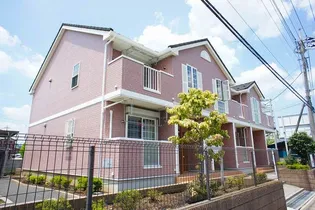 ローレル フジイの画像