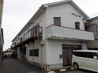 アベニュー泉【2階】の外観