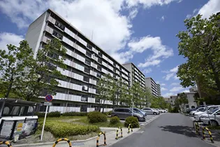 UR洛西境谷東【1階】の外観