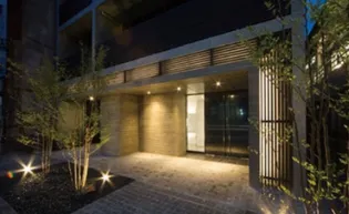 東京都北区昭和町1【マンション】の外観