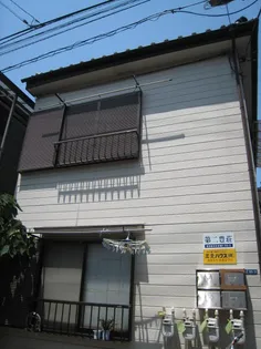 東京都北区志茂2【アパート】の外観