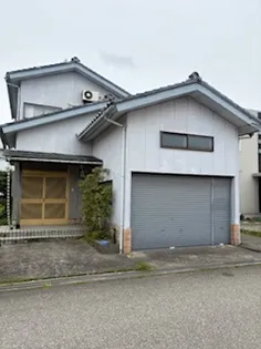 富山県射水市新片町5【一戸建】の外観