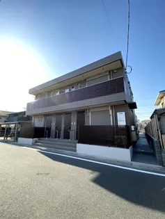 エマーサの外観