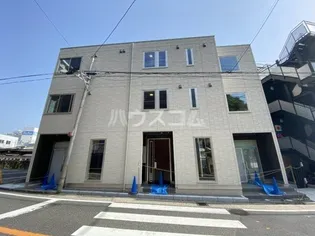 ALLES【2階】の外観