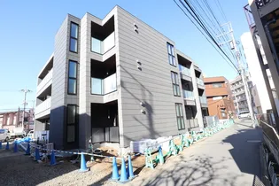 プレミアメゾン【3階】の外観