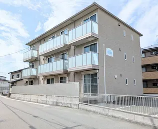 シャーメゾン小串【1階】の外観