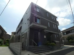 Volver(ボルヴェール)【1階】の外観