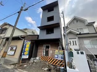 サントス堀川紫明【3階】の外観