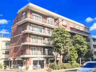 ロイヤルドレイク【2階】の外観