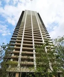 東京都品川区上大崎3【マンション】の外観