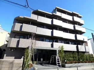 東京都新宿区西落合2【マンション】の外観