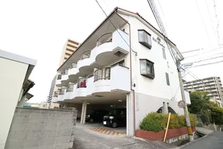 ベルマンション【2階】の外観