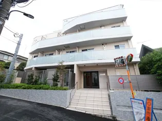 ハーモニーレジデンス新宿河田町【4階】の外観