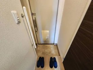 アミソル【1階】の玄関