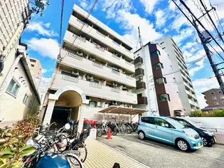 petit pas祇園【3階】の外観