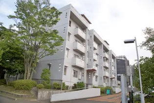 UR多摩ニュータウン蓮生寺公園通り二番街の画像