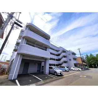 マドレーヌセゾン【2階】の外観