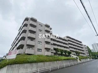 ロイヤルシティ東戸塚【4階】の外観