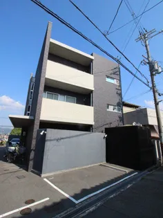 エヌスリーの画像