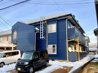 新潟県長岡市住吉2【アパート】の外観