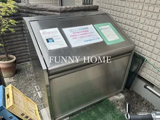 ラフィーネ目黒【2階】の地図