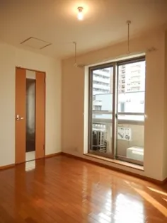 ラフィーネ目黒【2階】の居間