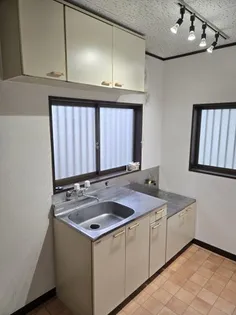 市川ハイツ【2階】の間取り