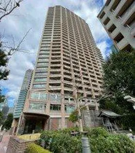 東京都港区三田1【マンション】の外観