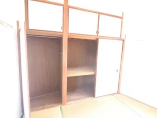 Y’sコートの内装