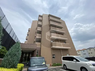 グラン・ドミール【5階】の外観