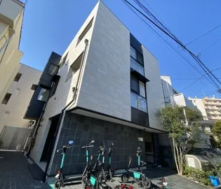 ヴィラージュ白金台【3階】の外観
