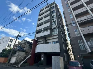 Life terrace下荒田【3階】の外観