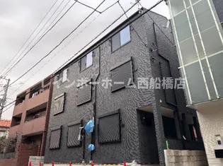 パインリーヴス小岩【2階】の外観
