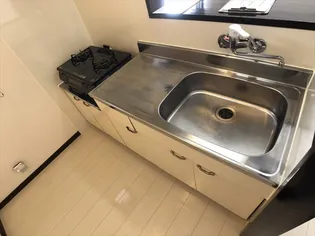 アッシュヒルズII【1階】のキッチン