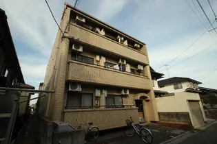 コーポ千鶴【2階】の外観