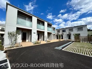 グラナーデ高井戸東の外観