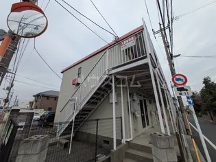 ジュネスハイムB【2階】の外観